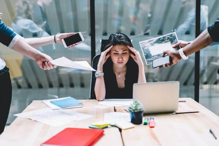 Chính Phủ Thắt Chặt Ngân Sách: Startup Đối Mặt Với Thử Thách Thanh Khoản Và Gọi Vốn